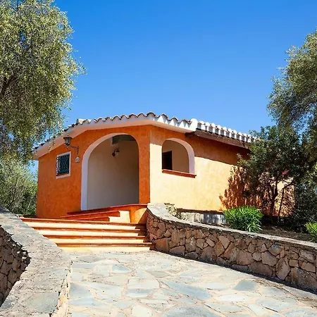 Park Porto Istana فندق أولبيا